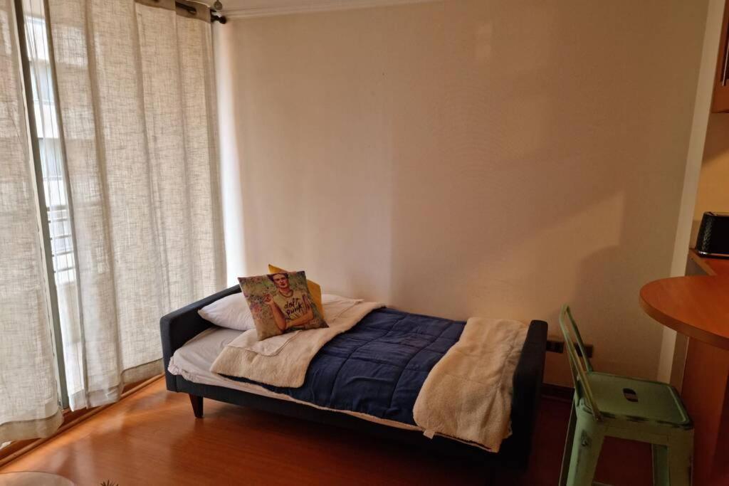Dpto Metro Leones, Costanera Center Apartamento *